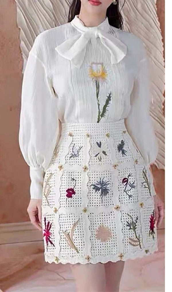 LANTERN SLEEVE EMBROIDERY TWO PIECE SET IN WHITE DRESS STYLE OF CB 