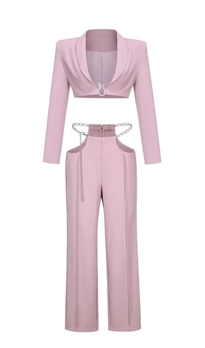 SNAKE BUCKLE WAISTBAND SUIT IN PINK