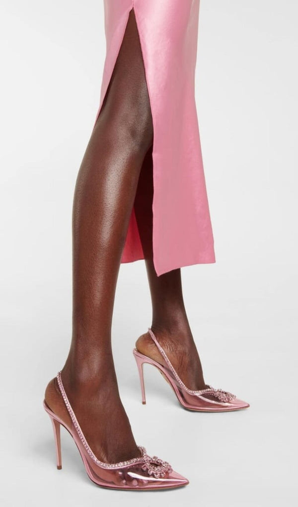 CRYSTAL CUTOUT EMBELLISHED PUMPS IN PINK