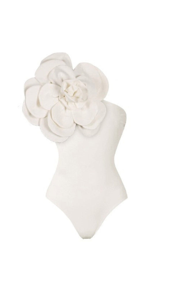ONE SHOULDER FLOWER TOP IN WHITE