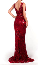 V-NECK SLEEVELESS SEQUINS MAXI DRESS IN RED