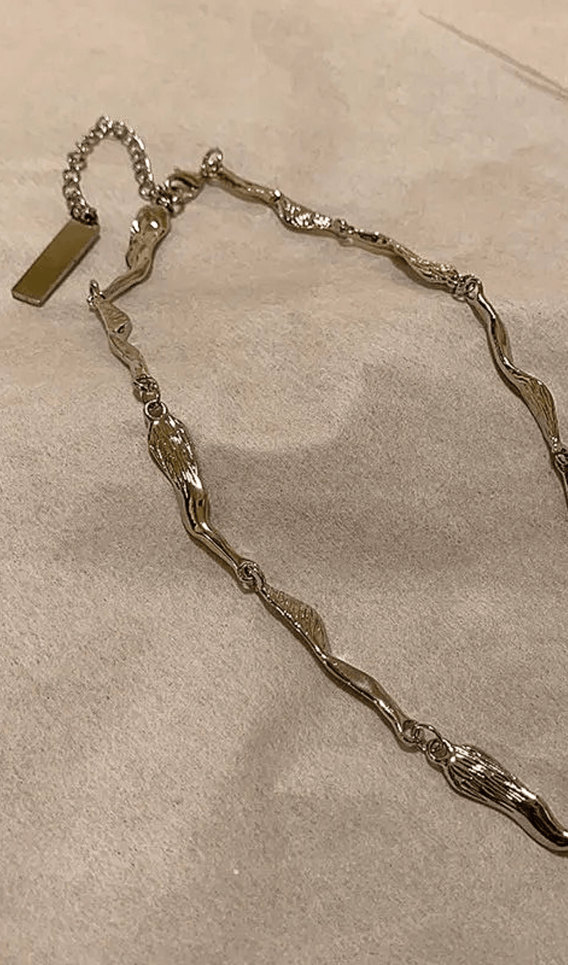 SHORT STYLE CLAVICLE CHAIN